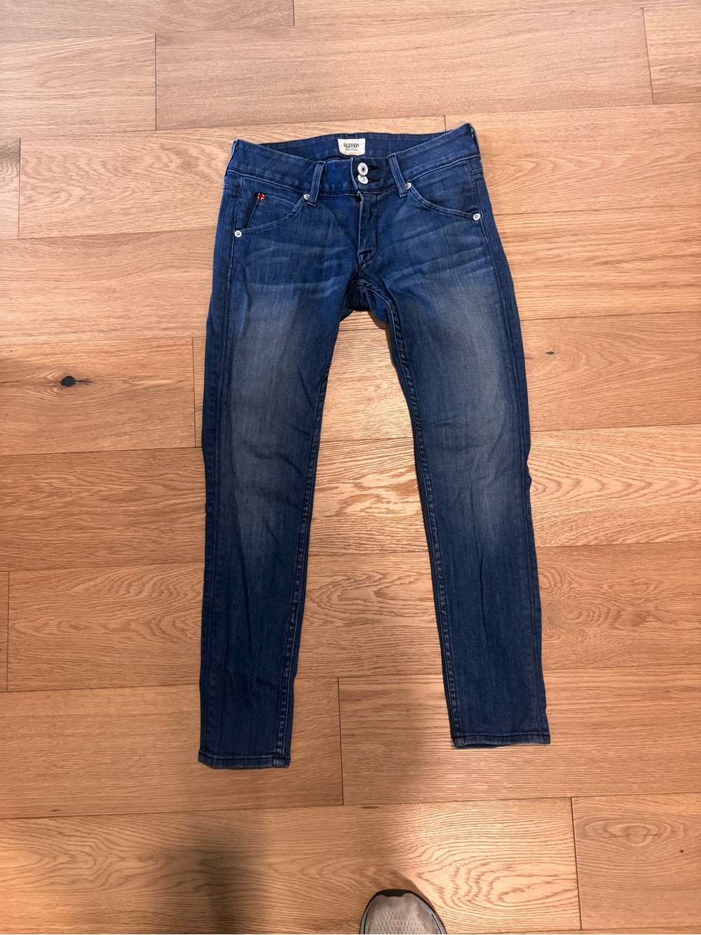 Hudson Jeans High-Rise Blue Denim with Silver Buttons - Collin skinny crop